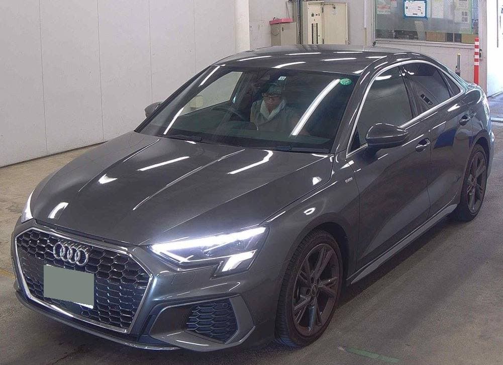 Audi A3  2022 — shipped to UK